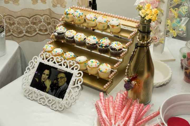 MESA DE DULCES, POSTRES