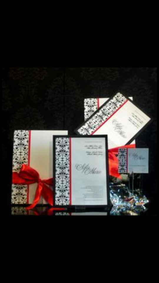 Ya tienen el color de la decoración e invitaciones? - 1