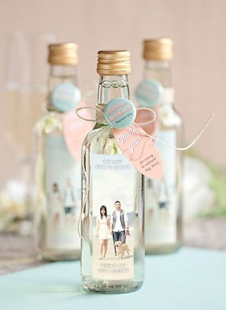1)Invitaciones de boda en botellas   