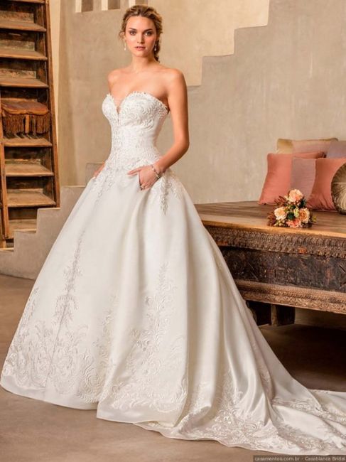 D) Vestido de novia con bolsillo
