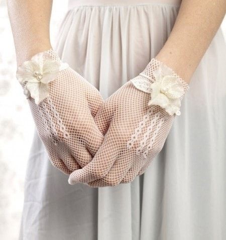 3) guantes novia