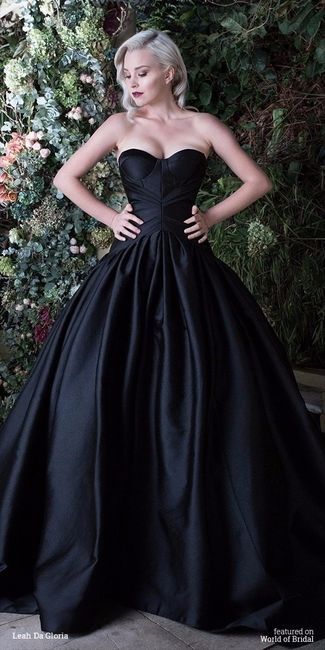 2)Vestido de novia que tu NO usarías. ¿o sí? 