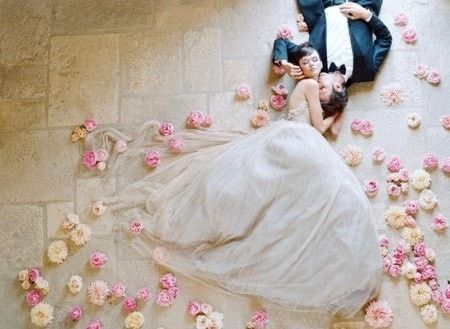 Fotos de novios en el suelo 1