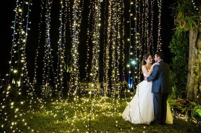 Decoración con luces de Navidad para la boda 1