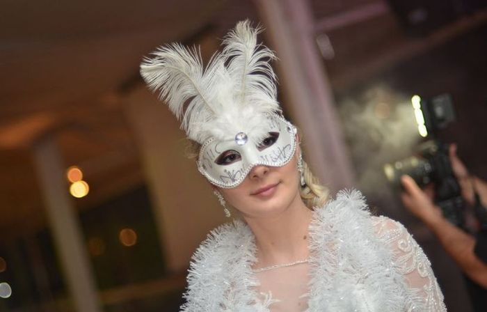 ¡V de Viernes de Carnaval, parejas!🎊🎉 3