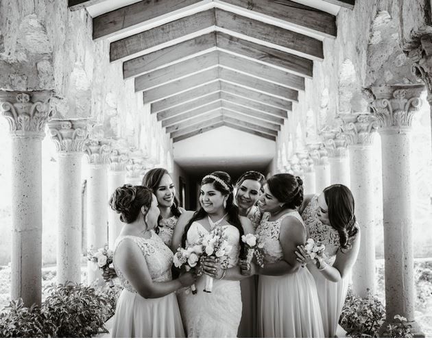 4 fotos en blanco y negro 2