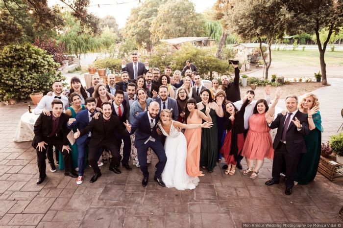 ¡Que levante la mano las parejas de la mejor Comunidad del mundo!  🙋 - 1