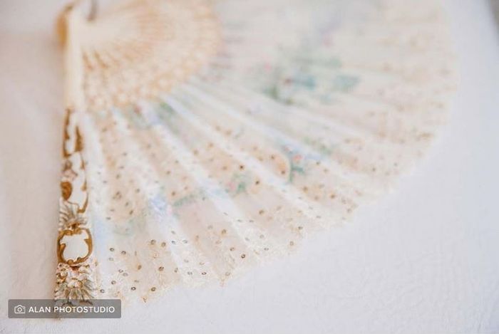 ¿Te casas en verano? ¡Necesitas un abanico! 3