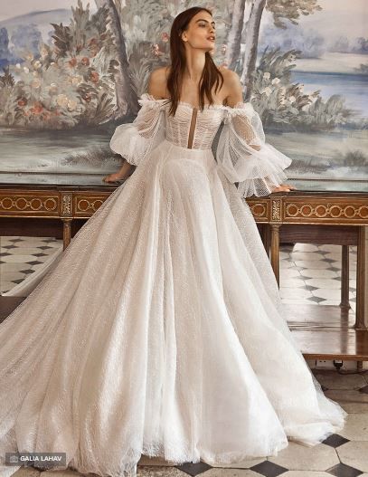 Vestidos de novia con mucho volumen 3