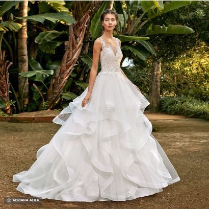 Vestidos de novia con mucho volumen 4
