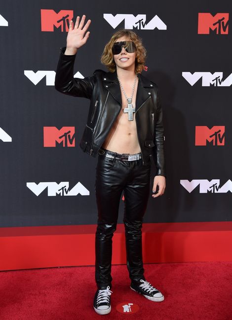 Los trajes en los MTV VMAS 2021 6