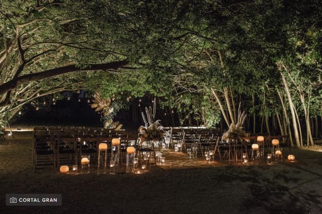 Decorar la ceremonia en un bosque 4
