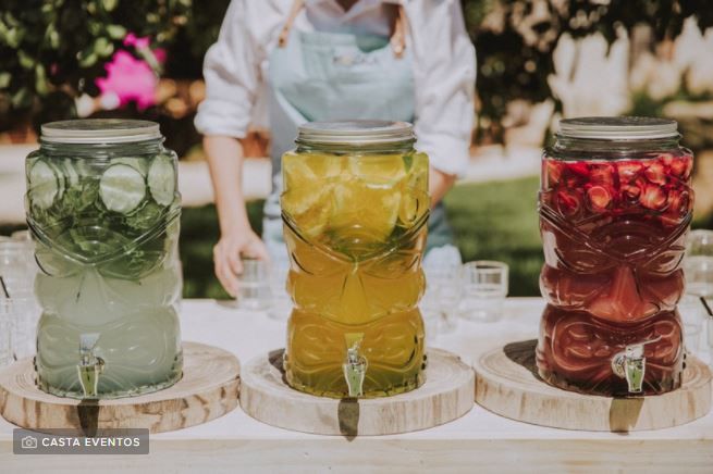 Barra libre de aguas frescas para la boda 3