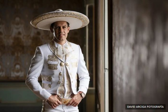 Vestimenta Mexicana para la boda 💚❤️️ 5