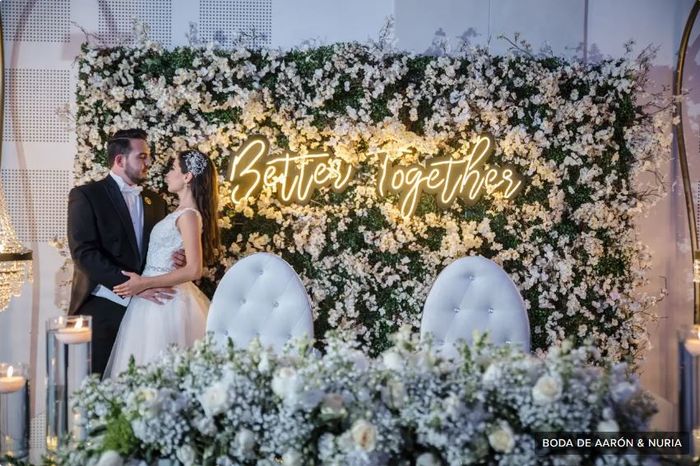 4 ideas para decorar tu boda con letras luminosas 1