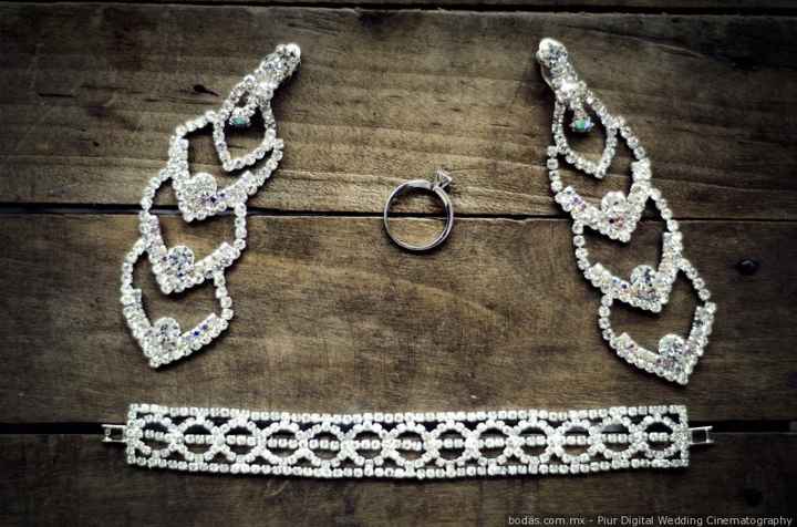 Game of Brides - Accesorios