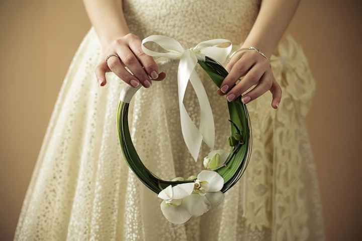 Del 1 al 5 califica el hoop bouquet