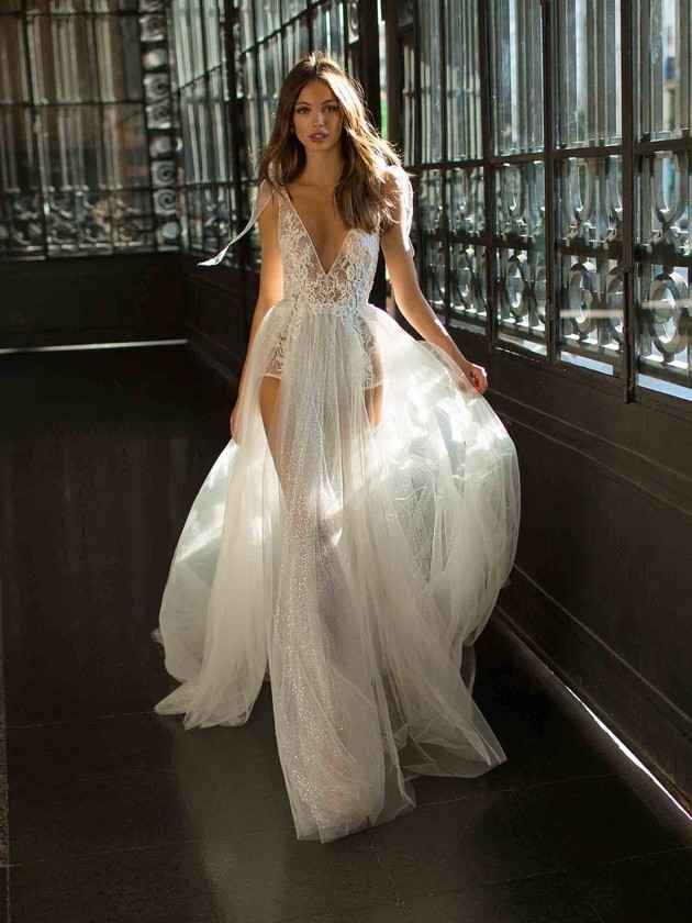 6) Vestido de novias Muse by Berta, colección 2019