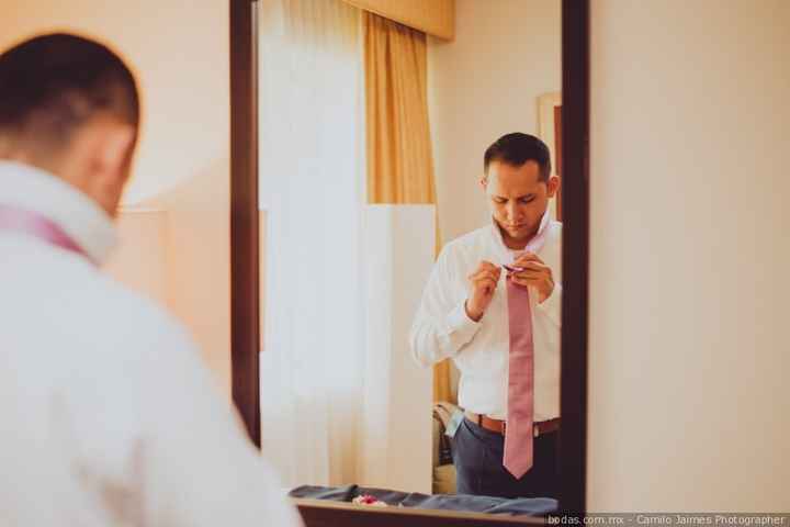 A) Corbata tradicional