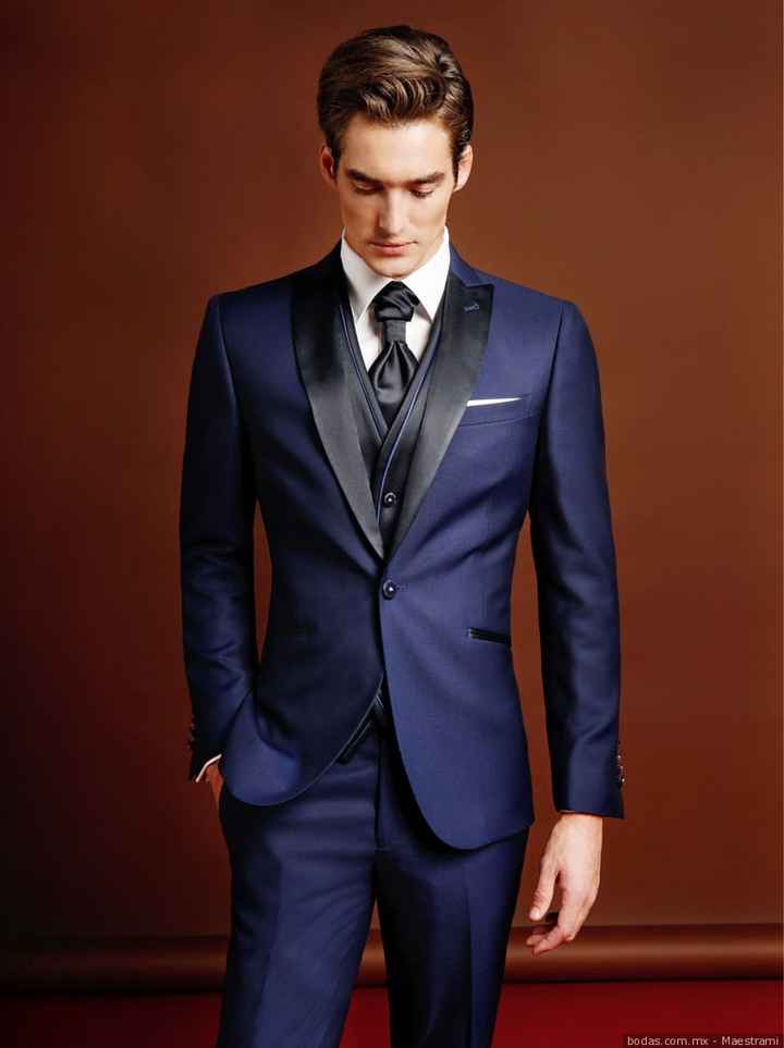 2) Say YES to the Dress – Traje de color