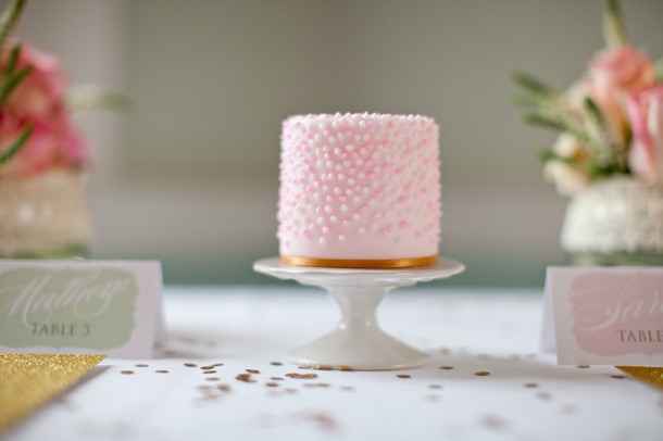 5) 7 mini pasteles para la mesa dulce
