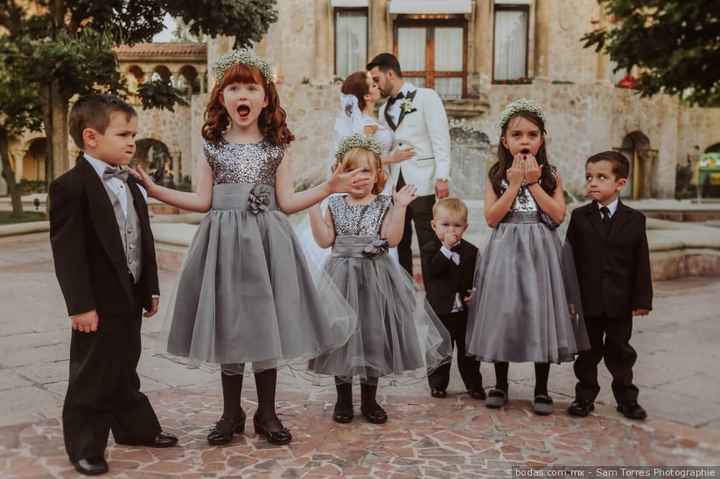 niños en la boda