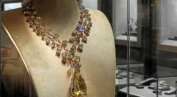 collar