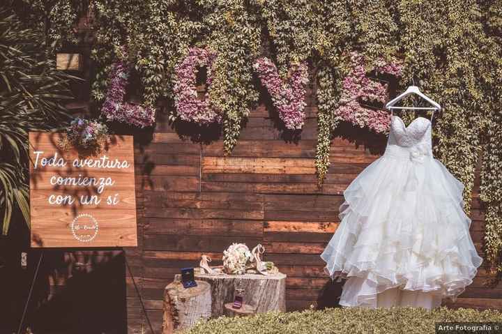 A) vestido de novia