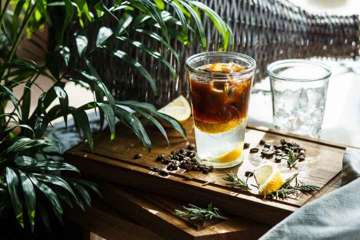 4) Expresso tónica