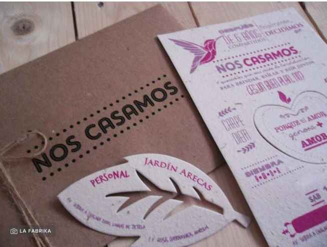 invitacion papel reciclado foto la fabrika