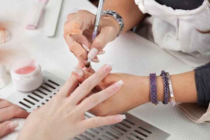A) Manicura