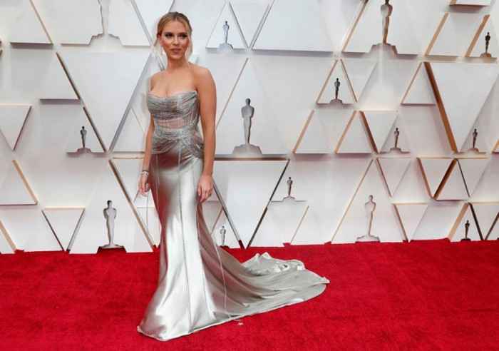 Scarlett Johansson vestido oscar 2020 invitada