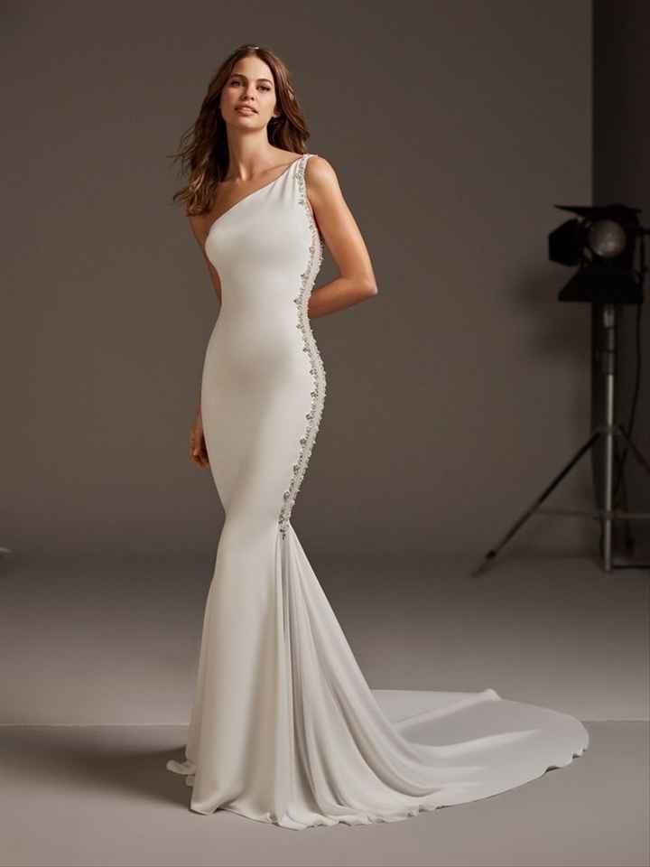Vestido de novia con escote asimétrico, ¿me ayudas? - 2
