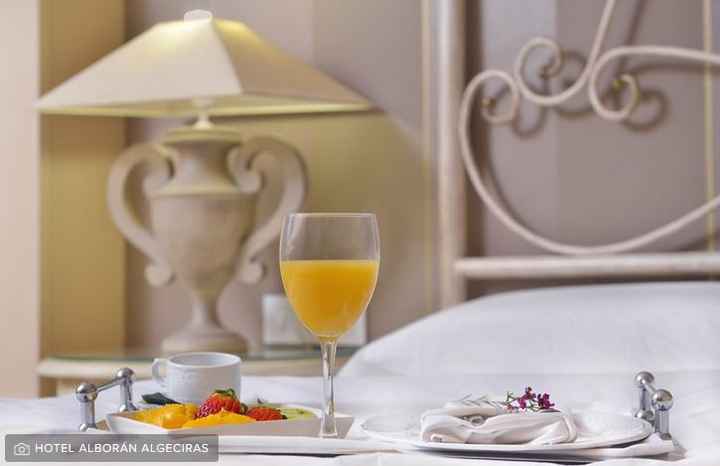 Noche de bodas: Desayuno 🥂💞 - 1