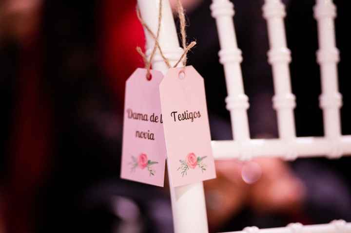 4 ideas para decorar las sillas de una ceremonia en la playa - 4
