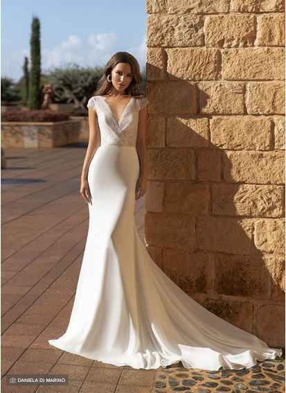 Colección Daniela Di Marino 2021, para novias - 1