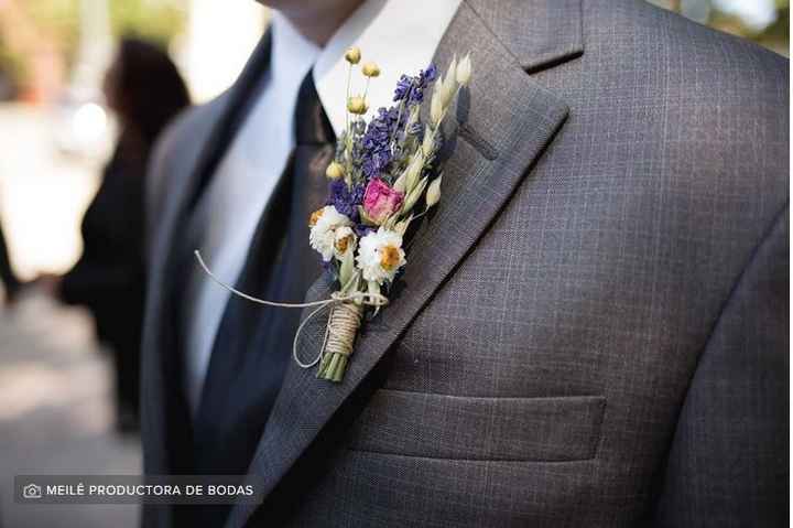 ¿Cuántas ⭐ le das a este boutonnier de novio! - 1