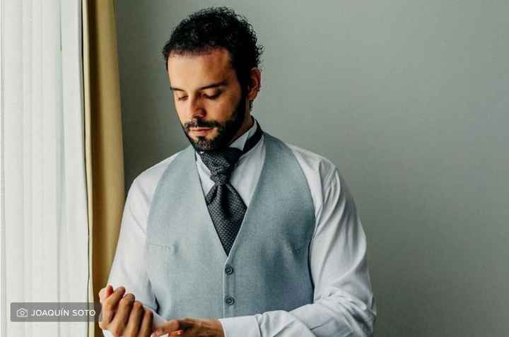 Novio con barba en el día B👍👎 - 3
