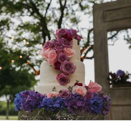 5 pasteles de boda con flores - 1