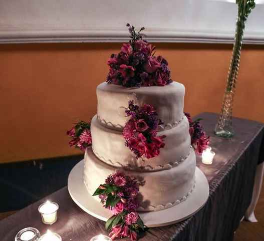 5 pasteles de boda con flores - 2