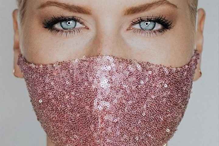 4 mascarillas de color para las damas - 1