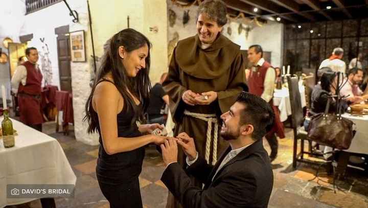 ¿Cuántos 💍... si te pide la mano en un lugar público? - 1