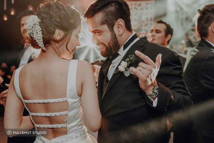 Si en tu baile de casados tuvieras que tener una canción de tu infancia - 1