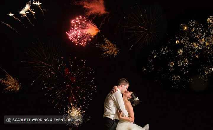 4 momentos con fuegos artificiales y pirotecnia en tu boda - 4