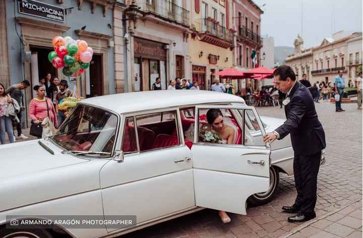 ¿Vas a rentar o pedir el coche de novios? - 1