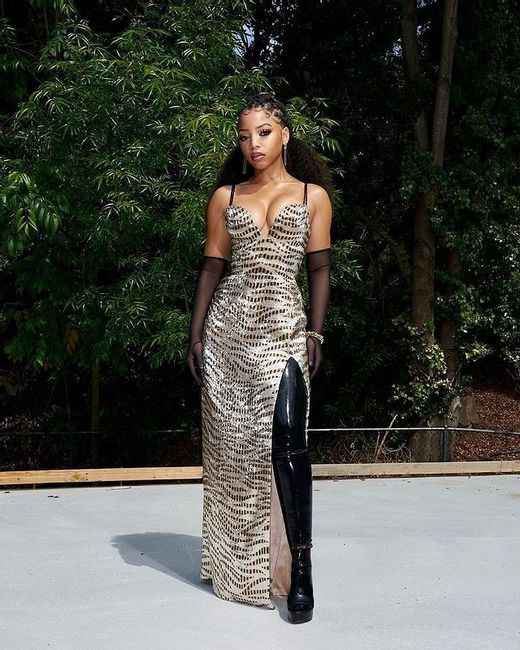 Tenemos los mejores looks de los Grammy 2021: ¡vota por tu favorito! - 19