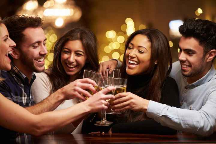 Novio, ¿Tu pareja se lleva con tus amigos? - 1