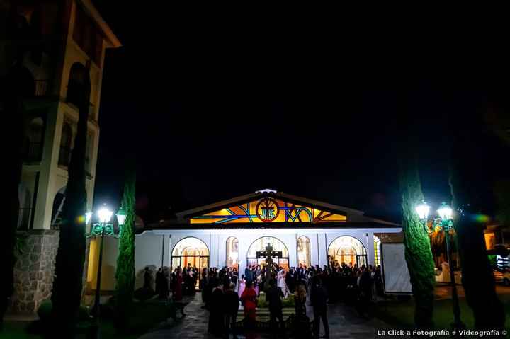 ¿Qué fue primero: escoger la iglesia o por el salón? - 1