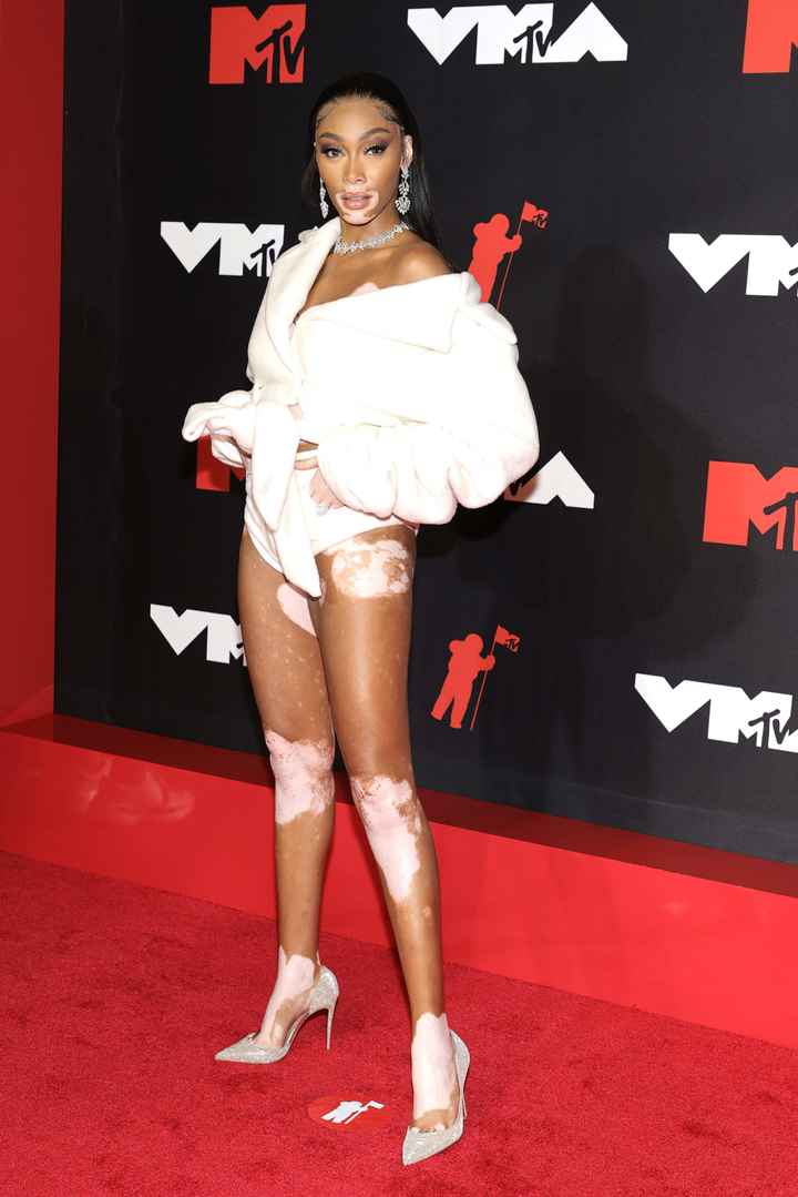 Los vestidos (¿para invitadas?) en los MTV VMAS 2021 - 14