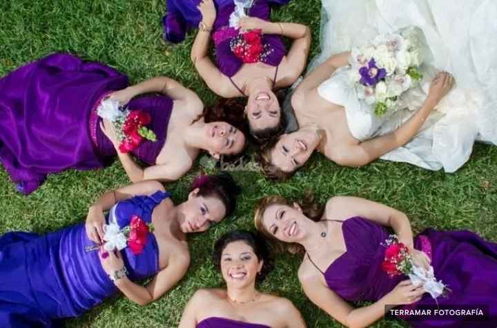 🙀Uniformar a las damas mismo color y tipo de vestido - 1